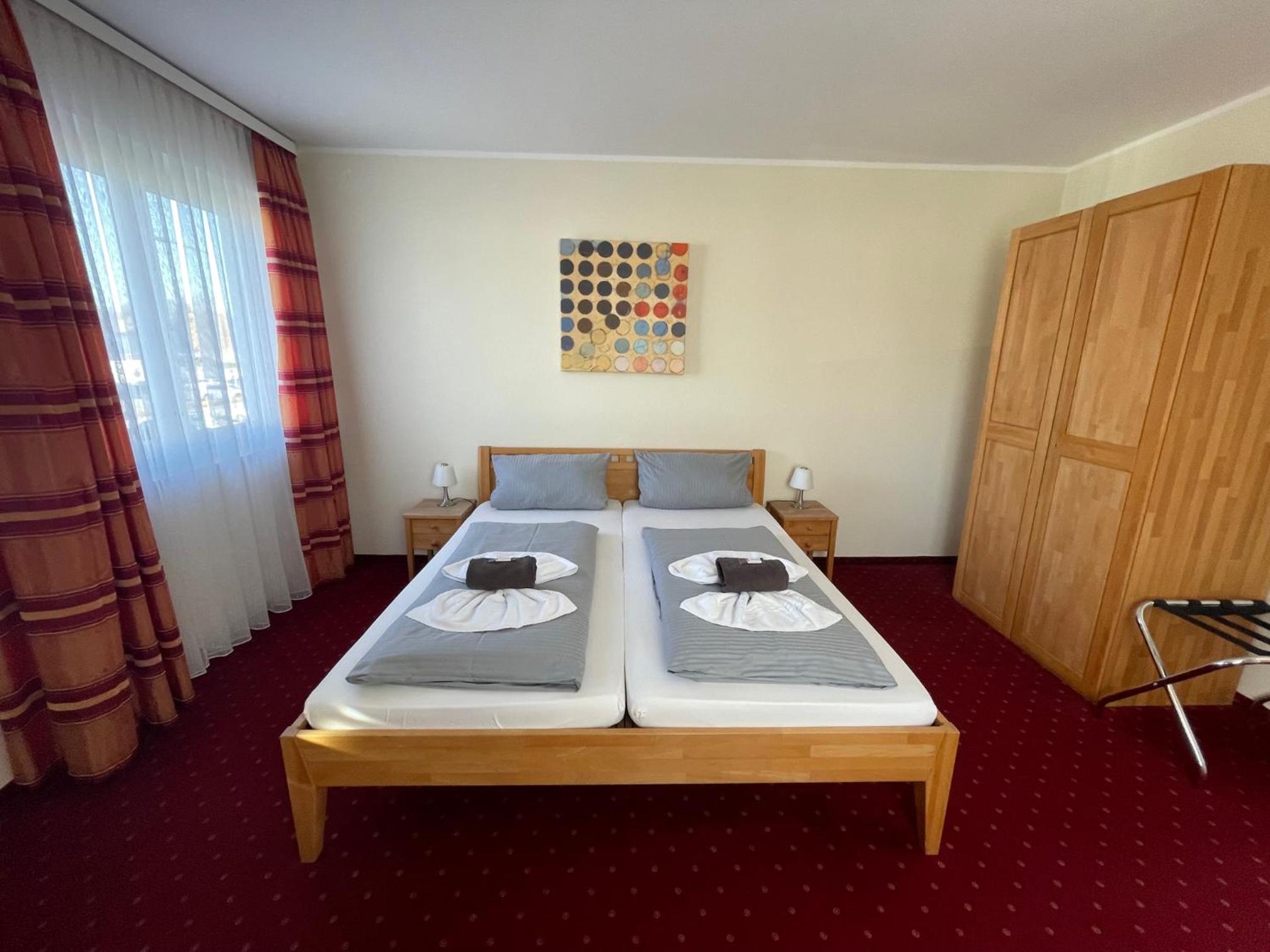 Фото Leitners Hotel Garni