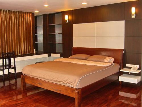 Фото Eight Ville Apartment
