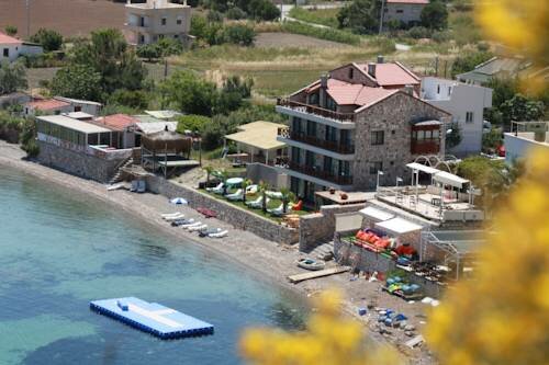 Гостиница Tasada Otel в Карабуруне