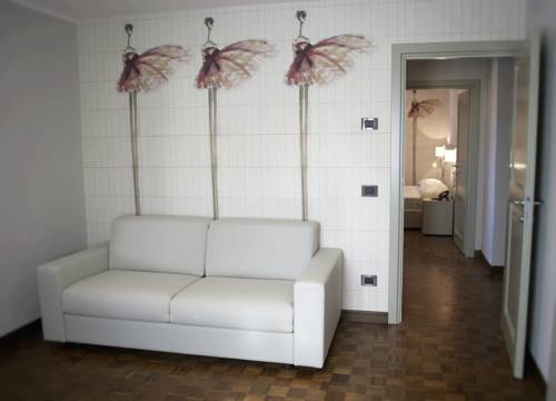 Фото 64487582849