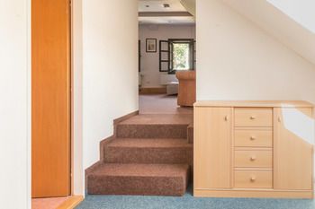 Фото Outline B& x26; B Jiricna