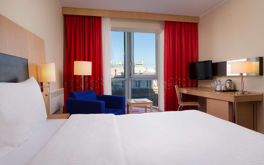 Фото Cosmos St. Petersburg Nevsky Hotel