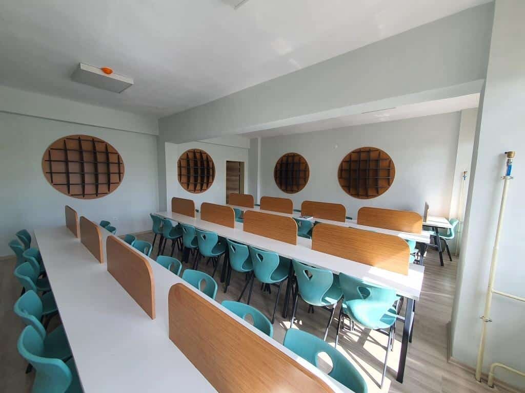 School Asarcik Boarding Region Middle School, Asarcik, photo