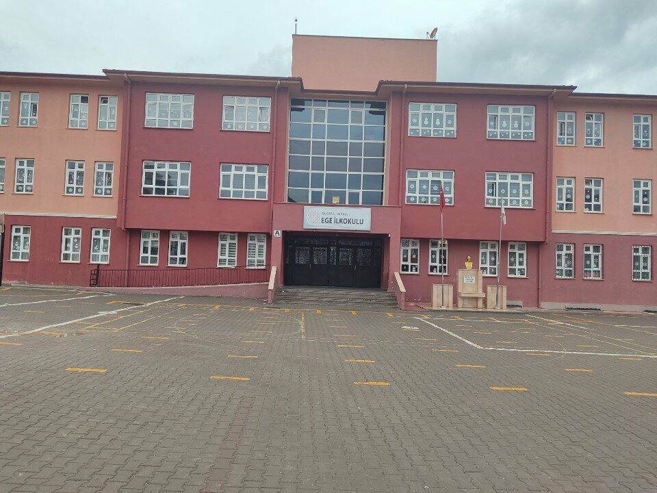 Primary school Ankara - Mamak Ege Primary School, Ankara, photo