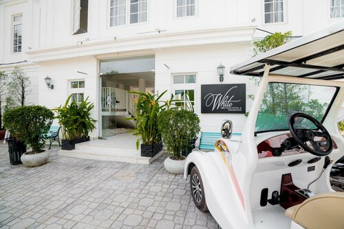 Гостиница White Boutique Hotel & Residences в Сиануквиле
