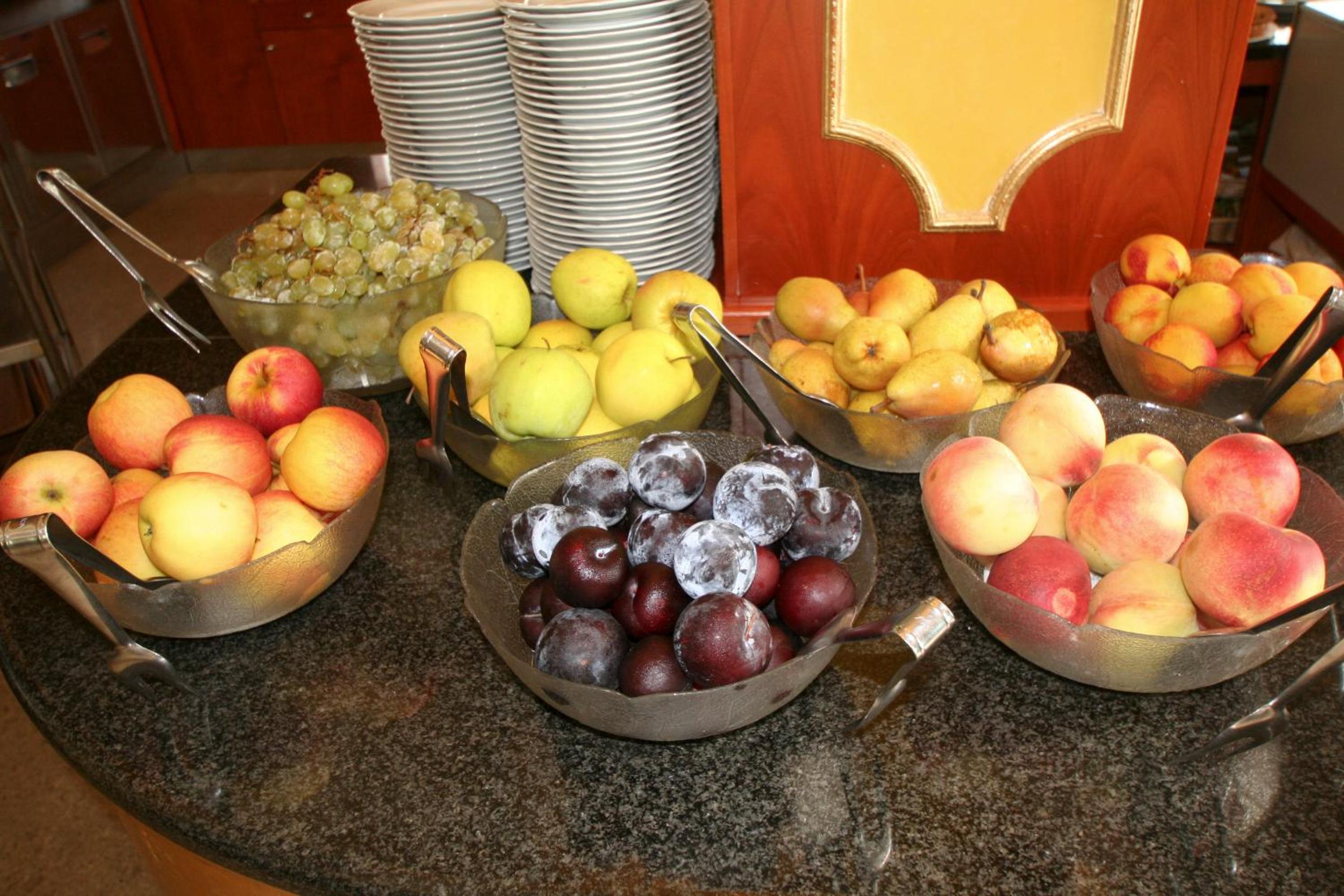 Фото Hotel Elpiro