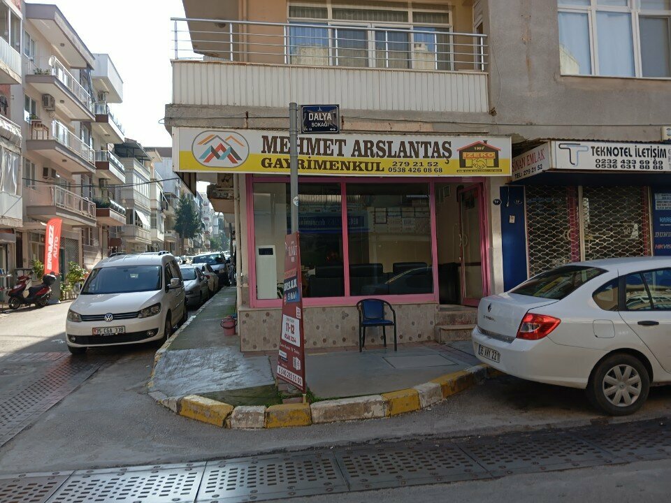 Real estate agency Sinan Emlak, Izmir, photo
