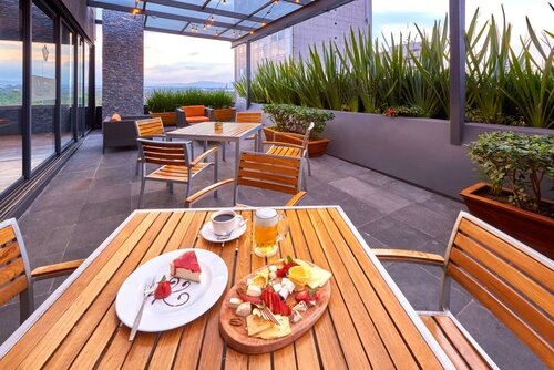 Гостиница Wyndham Garden Mexico City Polanco в Мехико