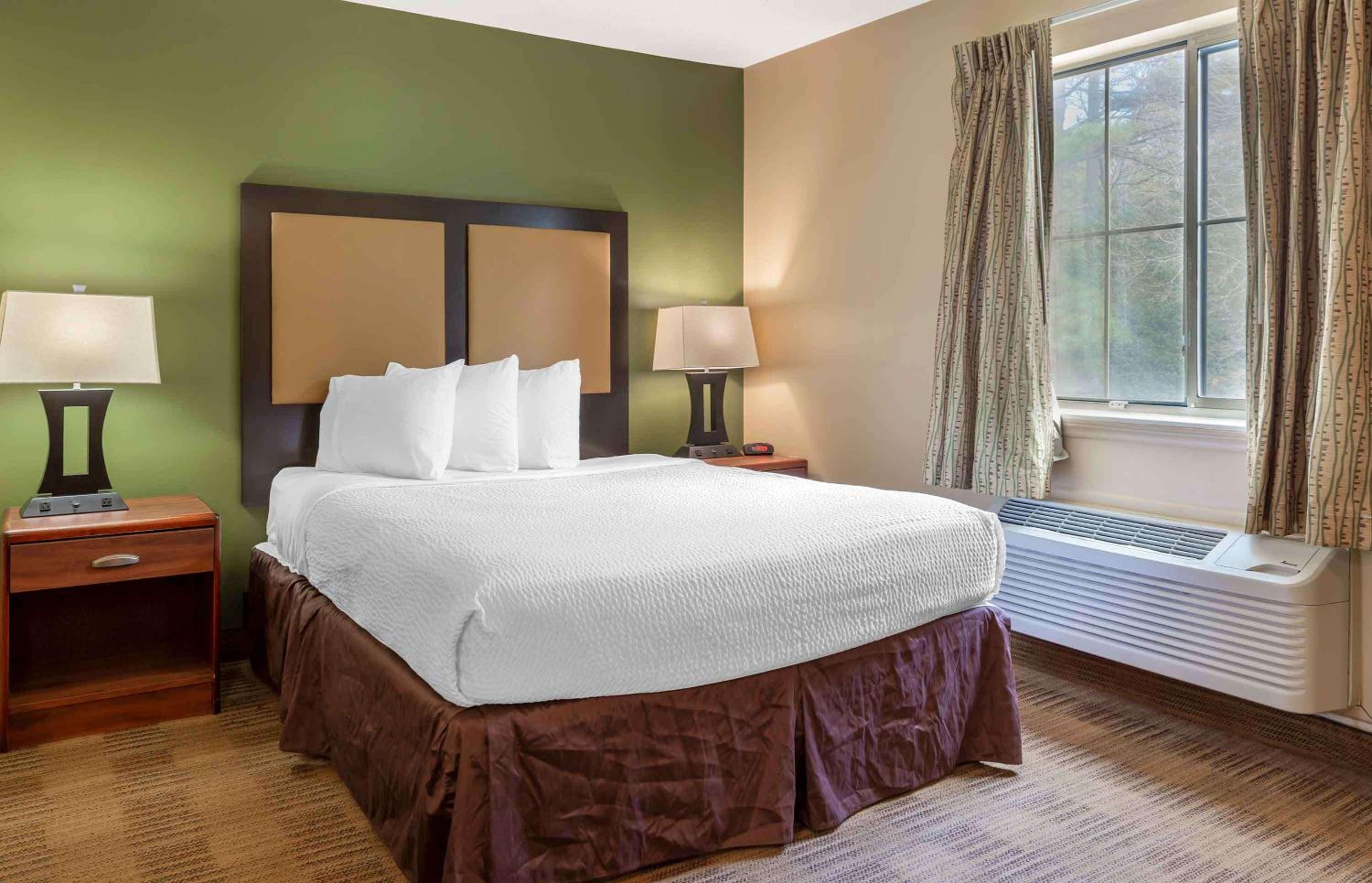 Фото Extended Stay America Suites Raleigh Midtown
