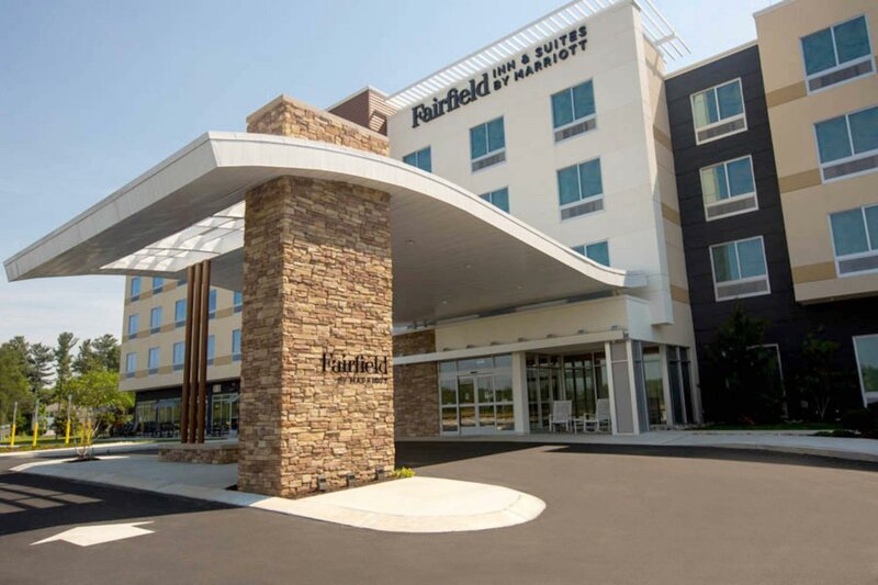 Гостиница Fairfield Inn & Suites Philadelphia Broomall/Newtown Square