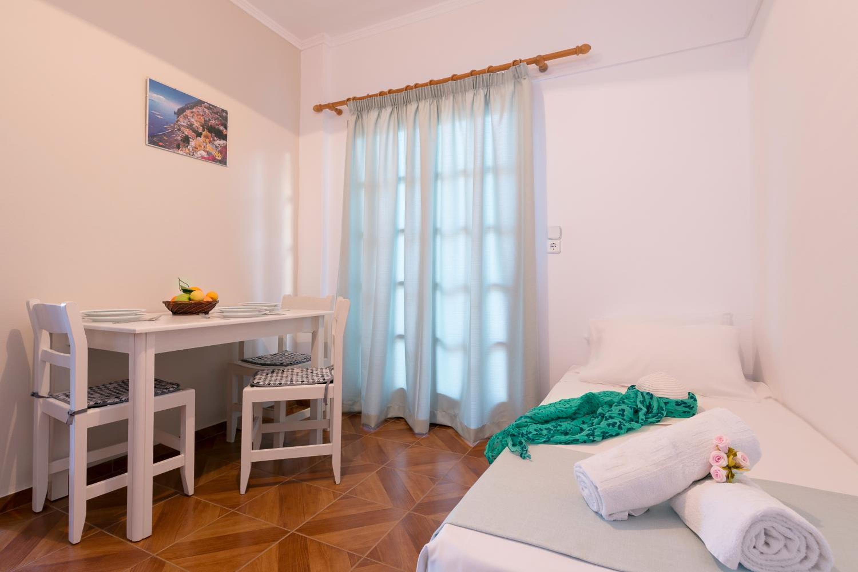 Фото Kostas Apartments