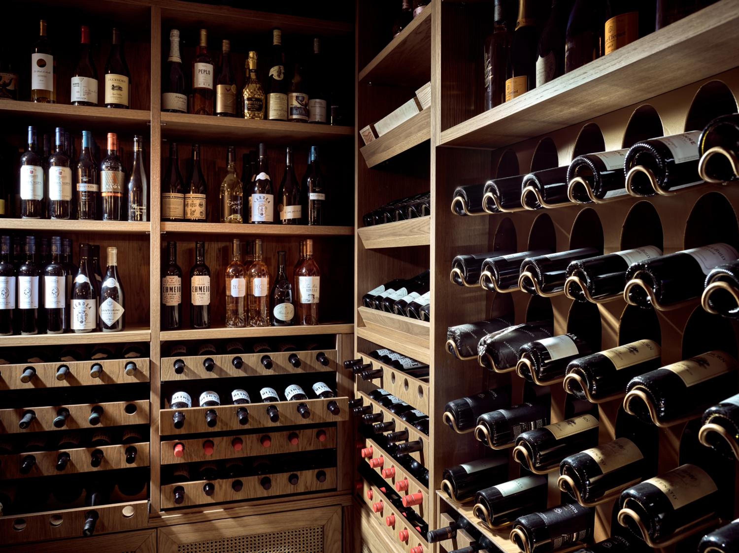 Фото Windmill Bay Aparthotel