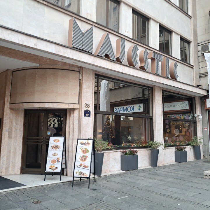 Фото Hotel Majestic