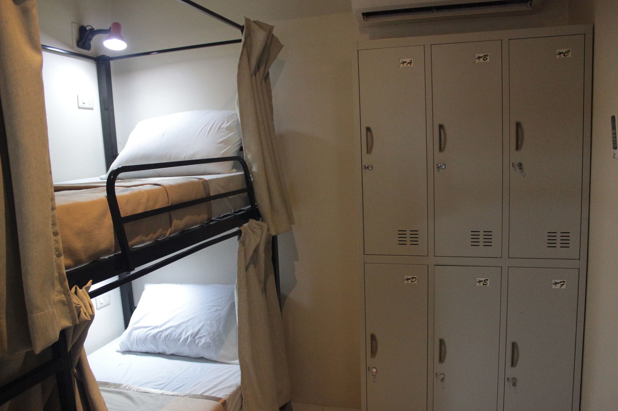 Фото Bgc Hostel And Dorm - Qc