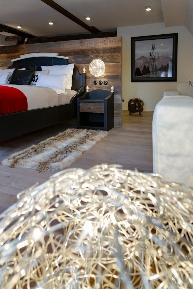 Фото Hezelhof Hotel