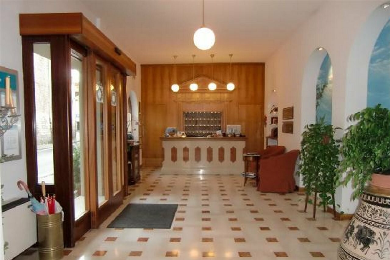 Фото Hotel Girasole