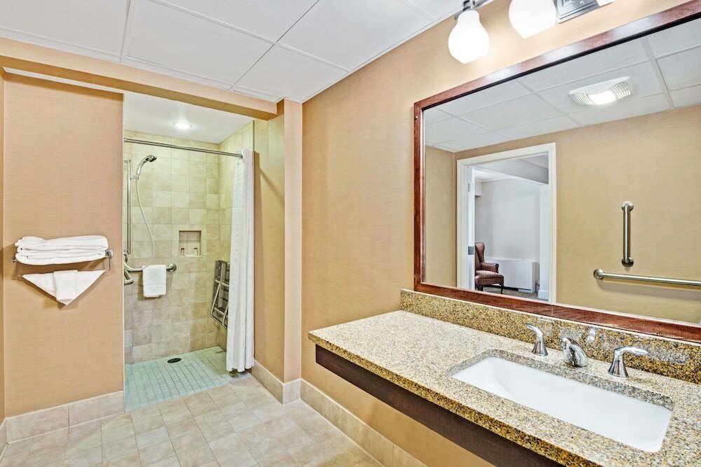 Фото Ramada by Wyndham Seekonk Providence Area