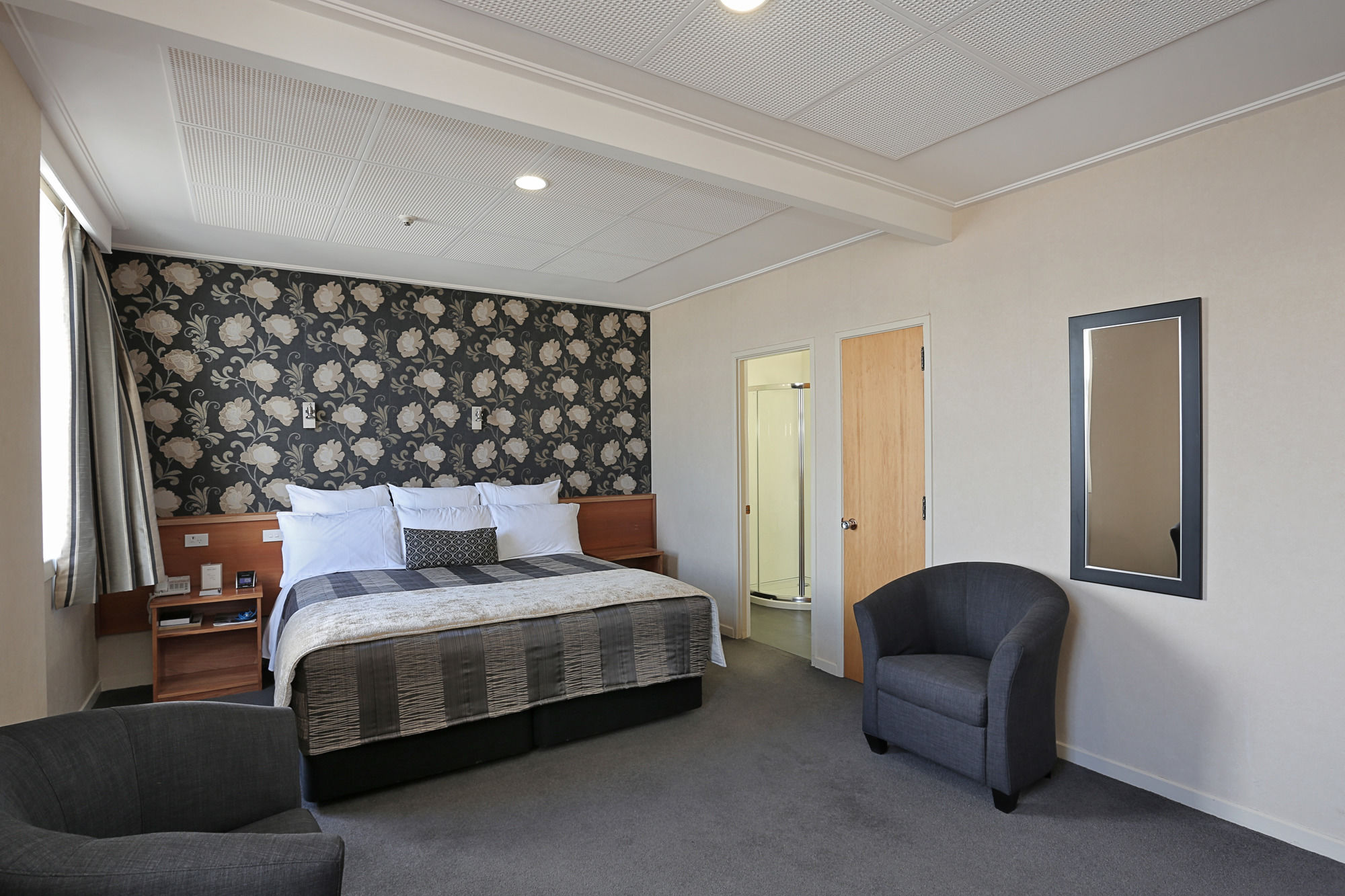 Фото Kelvin Hotel