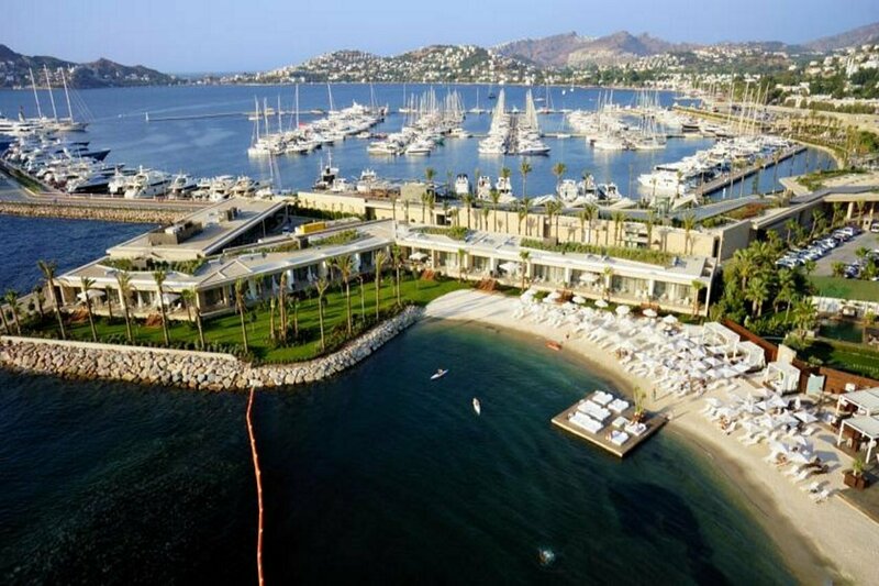 Гостиница Yalikavak Marina Hotel by Social Living Collection в Ялыкаваке