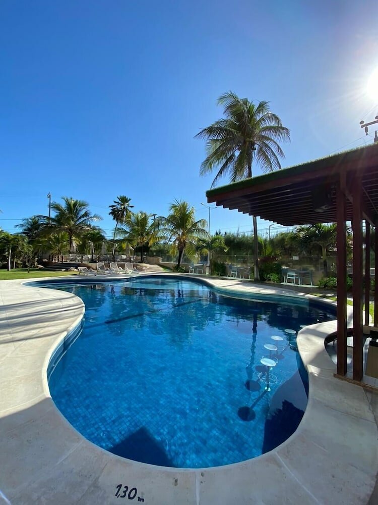 Фото Crocobeach Hotel