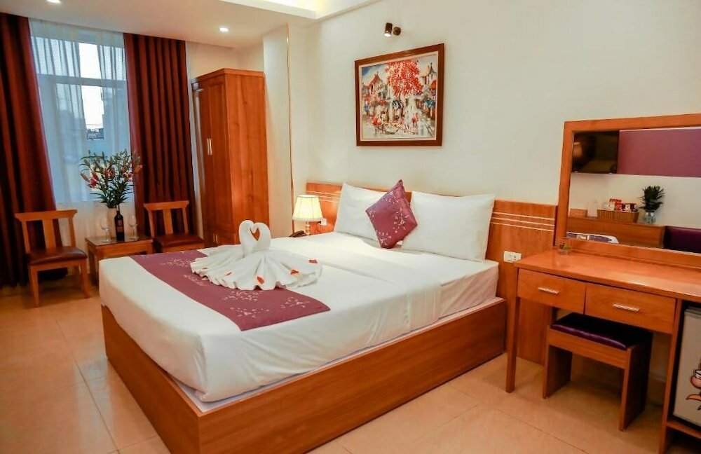 Фото Aloha Hotel Tay Ho -by Bay Luxury