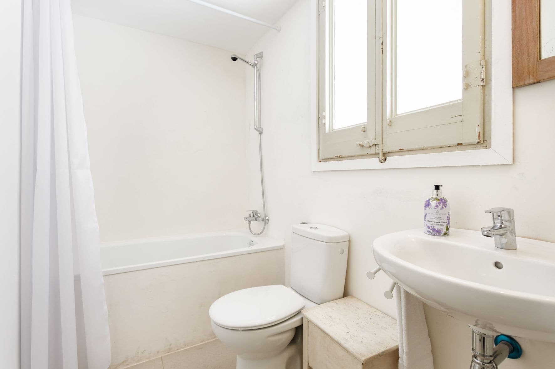 Фото My Address in Barcelona