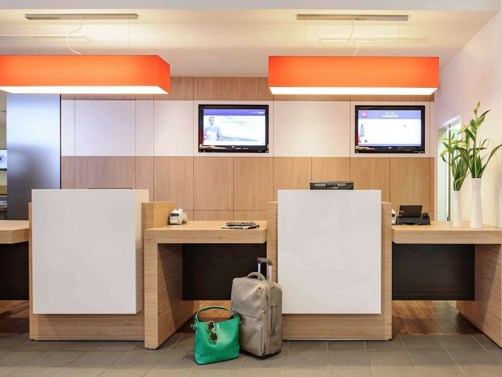 Фото Ibis Düsseldorf Hauptbahnhof