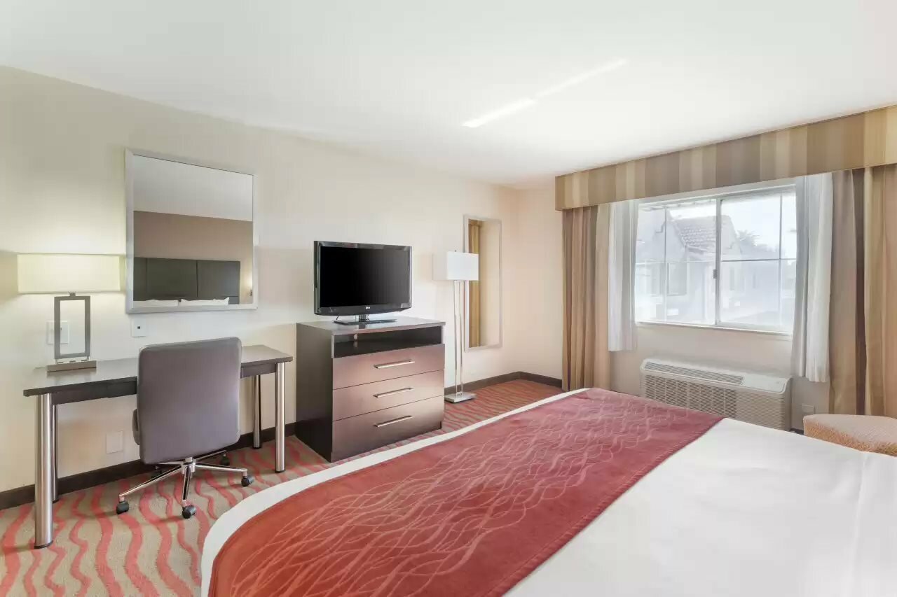 Фото Comfort Inn Los Angeles near Hollywood