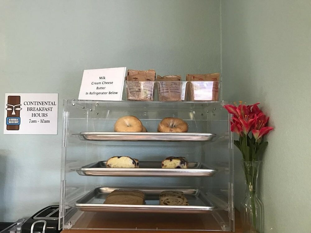 Фото Tiki Lodge Motel