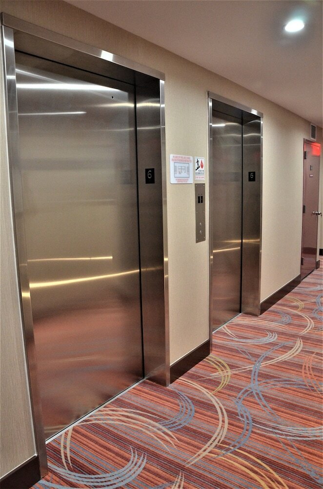 Фото Lic Plaza Hotel