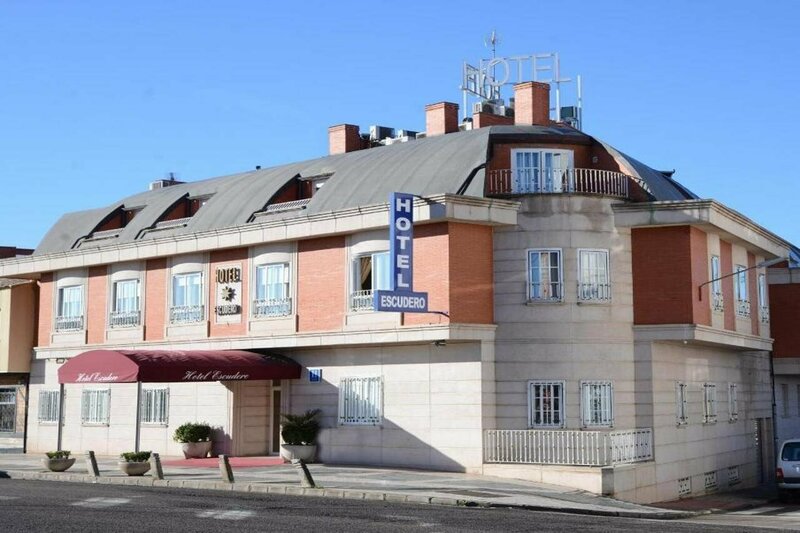 Гостиница Hotel Escudero в Сьюдад-Реаль