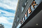Oliver Apartments