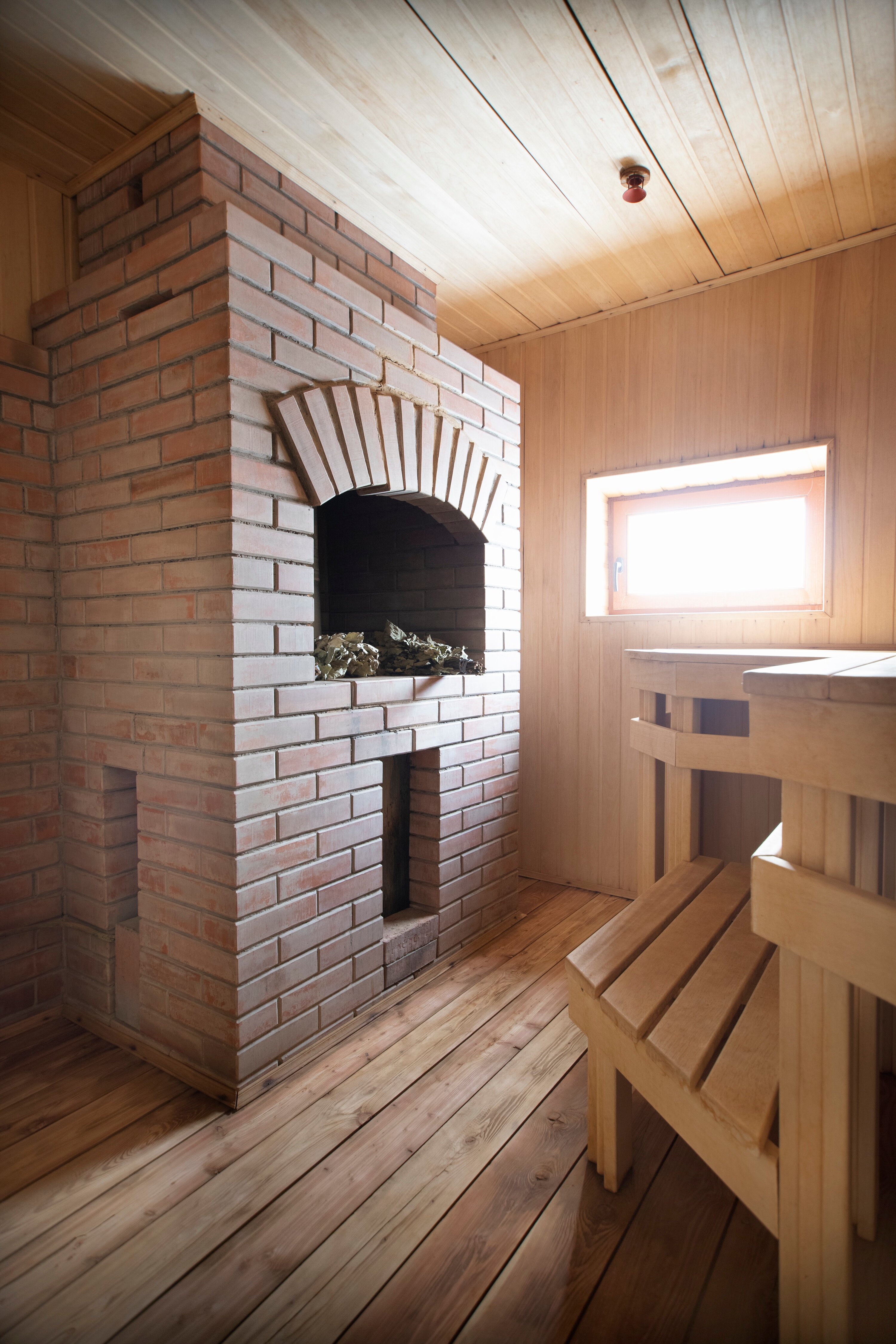 Фото Кречет