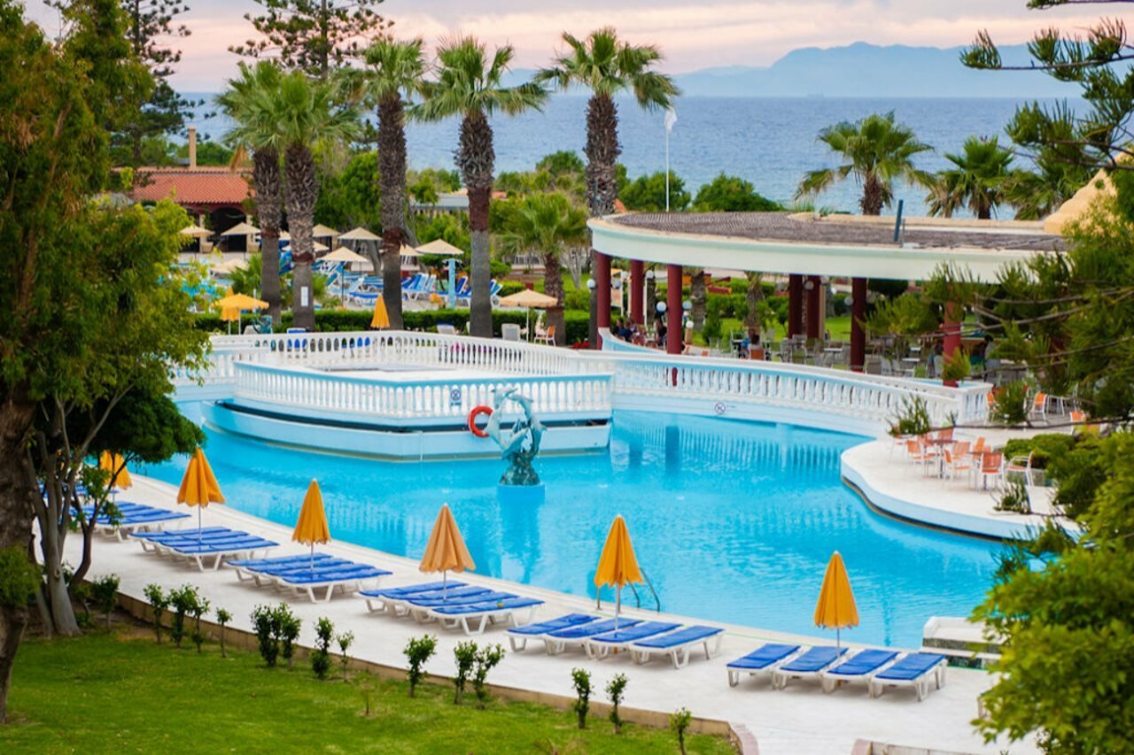 Фото Sunshine Rhodes