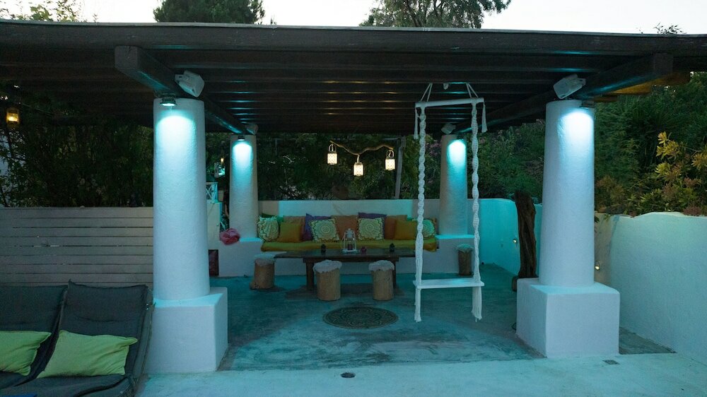 Фото The Olive Yard House