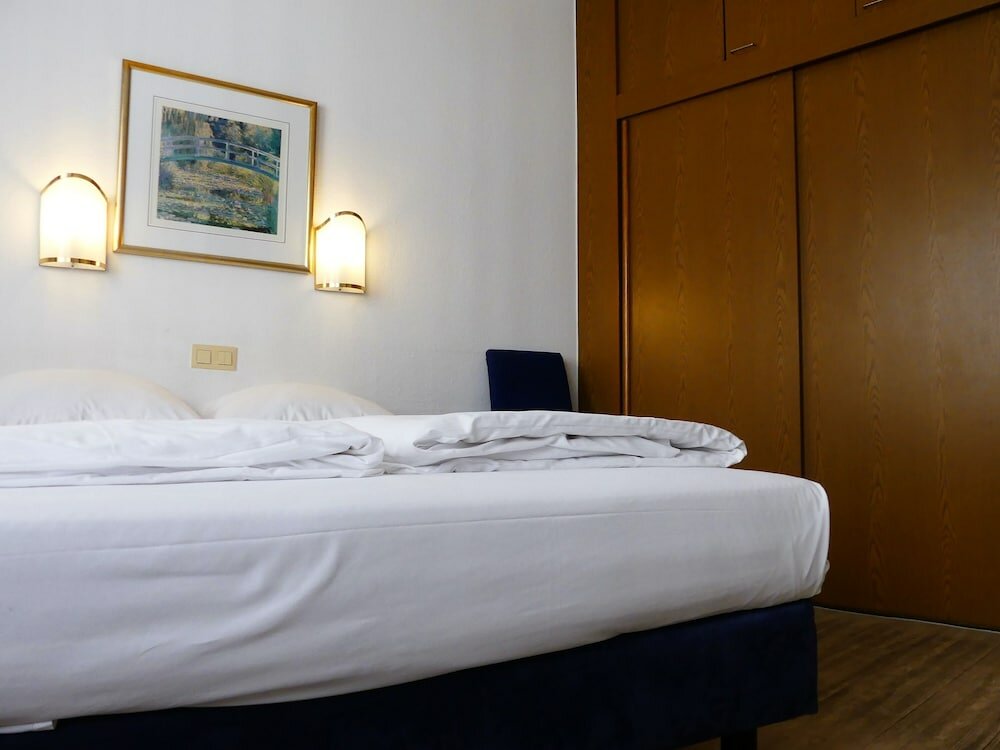 Фото Hotel Königshof The Arthouse