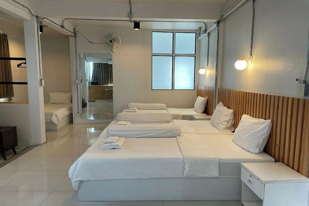 Фото Tch Boutique Hotel & Hostel
