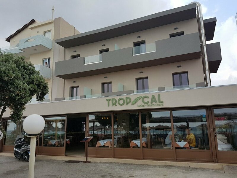 Гостиница Tropical Hotel