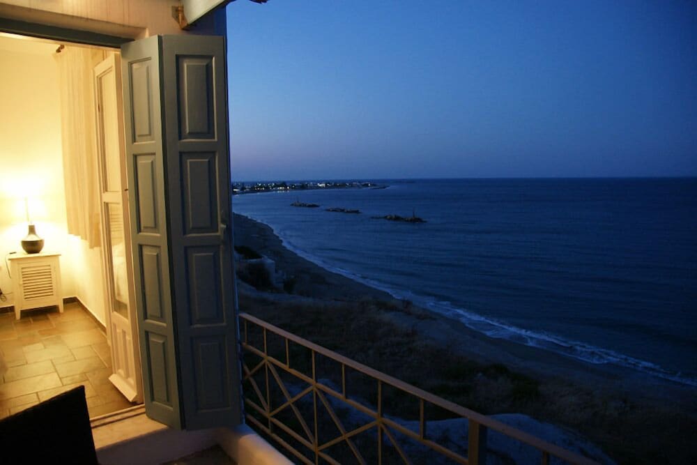 Фото Antigoni Studios