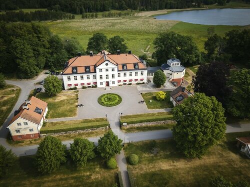 Гостиница Stjärnholms slott в Лене Седерманланд