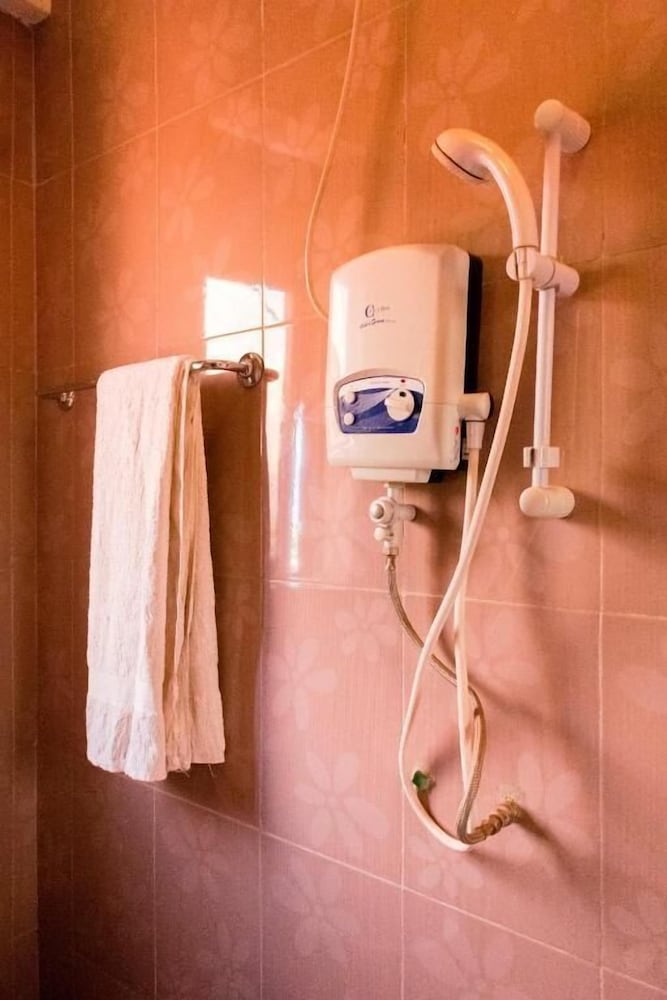 Фото Kahondo Buffalo Hotel