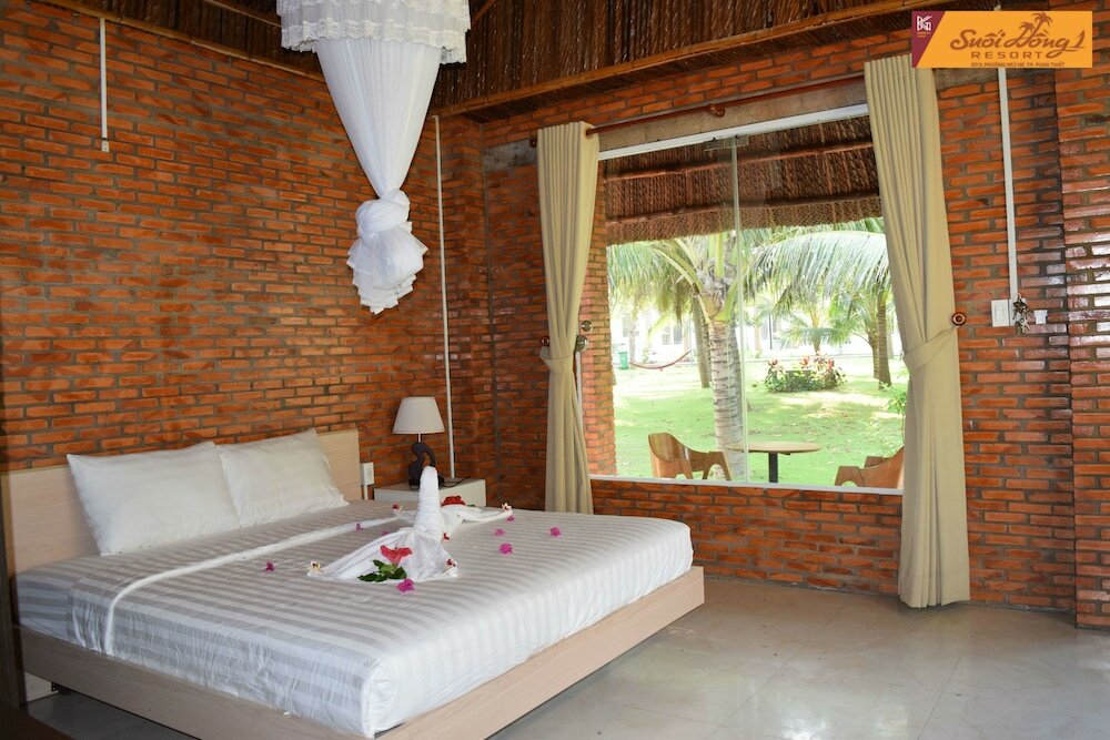 Фото Suoi Hong Resort