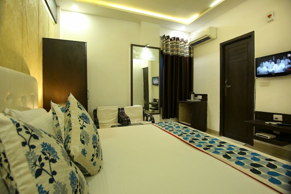 Фото Hotel Riya Palace