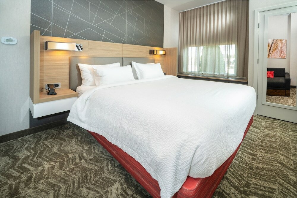 Фото SpringHill Suites by Marriott Kenosha