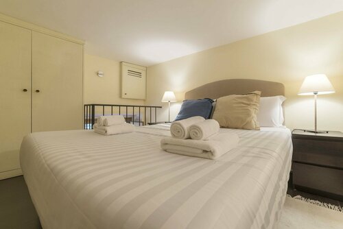 Гостиница Monti Studio Apartment в Риме