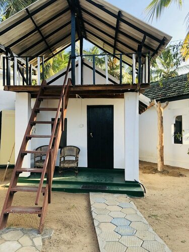 Гостиница Sam's Hut Arugambay