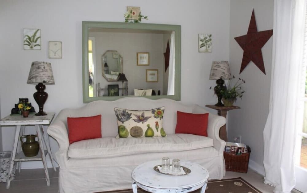 Фото Hope and Glory Inn and Vineyard