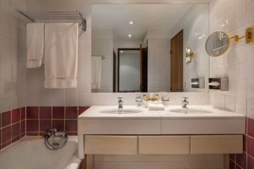 Гостиница Hôtel Le Palace des Neiges в Куршевеле