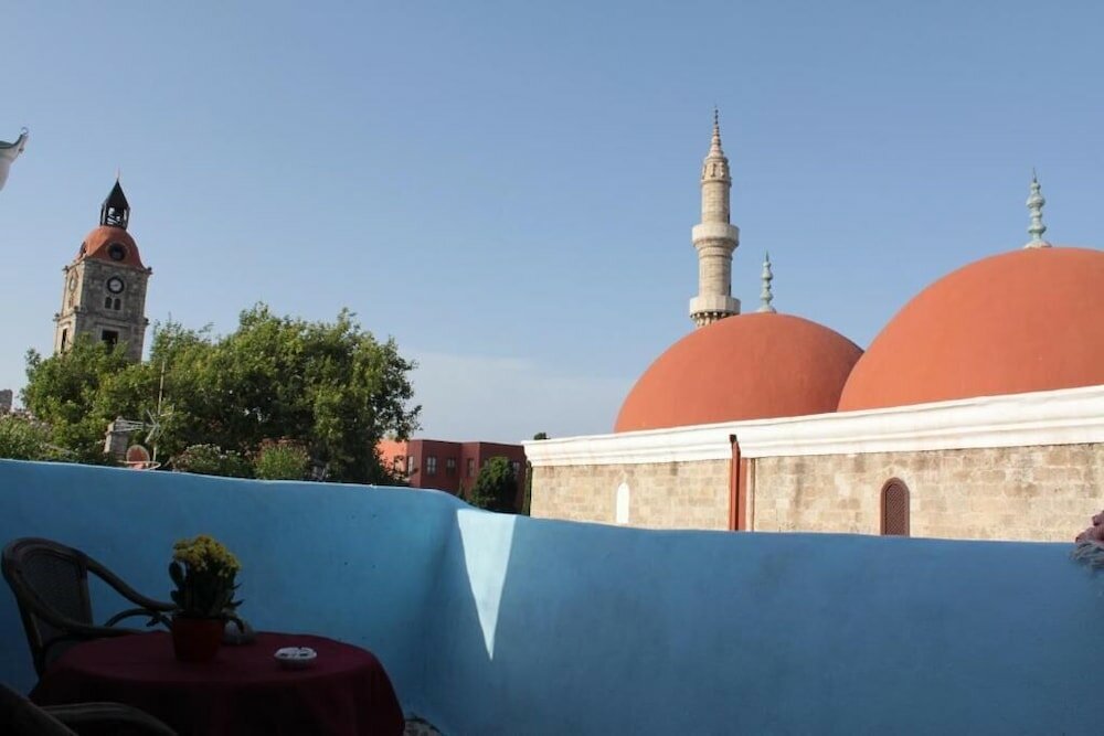 Фото Old Town Roloi House