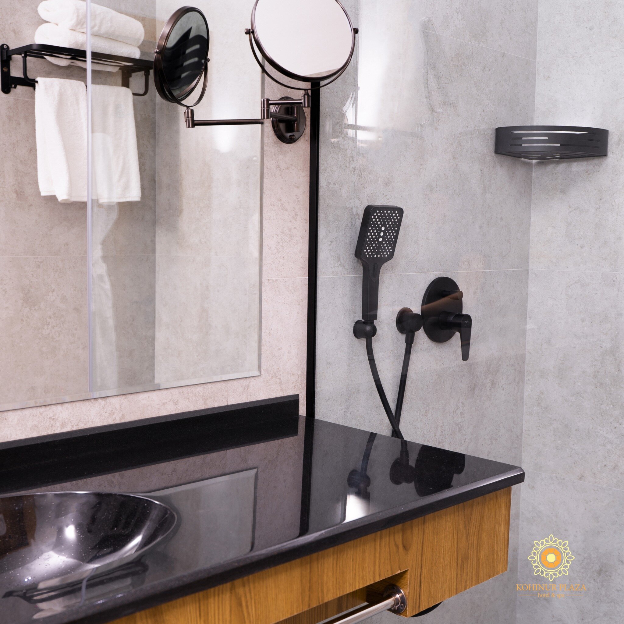 Фото Kohinur Plaza